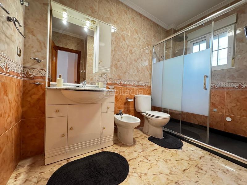 Foto e3fad1d4-adb0-4213-8cdb-ff3b0cce9a6d. Casa adossada amb calefacció aparcament piscina a Orihuela