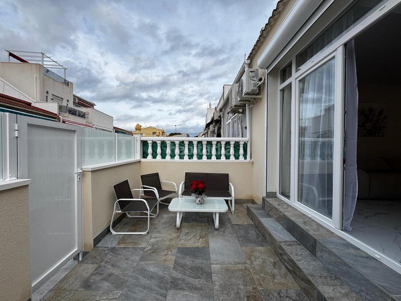 Foto f11dcf20-b870-4fb2-b9f5-64573dd3a3a0. Haus mit heizung in Zona Carrefour - Urbanizaciones Torrevieja