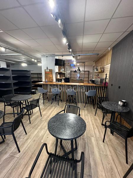 Foto 6f807650-76ed-444e-a979-b8db1262f6d5. Local comercial a Benalúa Alicante