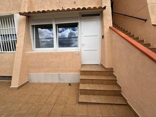 Appartement in Cabo Cervera. Apartamento de 1 dormitorio con licencia turística en la urb.lom