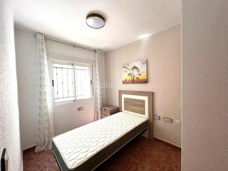 Foto efbab410-90da-41c8-9e5d-a16e790107b4. Casa amb aparcament a La Florida Orihuela