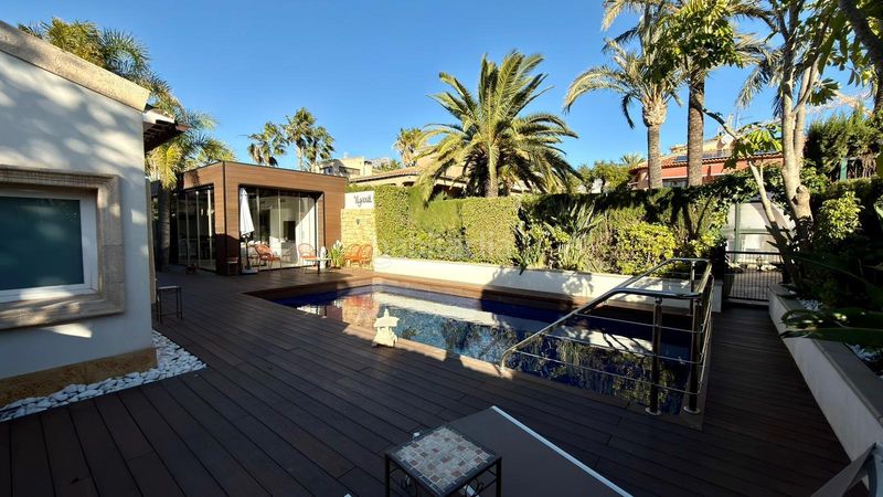 Foto 0bd899a5-3d9a-4e71-8a8f-16e3662e2272. Xalet amb calefacció aparcament piscina a Urbanizaciones Benidorm