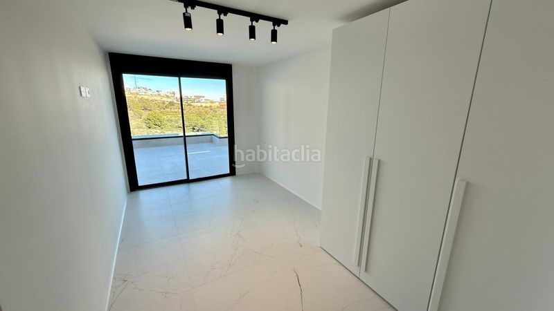 Foto 02ff13b6-301c-434c-afd5-3b7ee7281c74. Apartament amb calefacció aparcament piscina a balcón de Finestrat-terra marina Finestrat