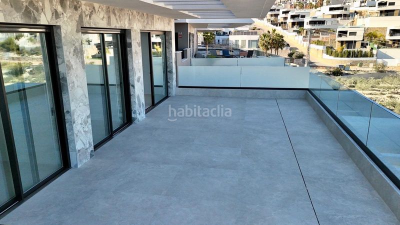 Foto 06dcae0e-85ab-4d1e-894f-5ef9cda944a9. Apartament amb calefacció aparcament piscina a balcón de Finestrat-terra marina Finestrat