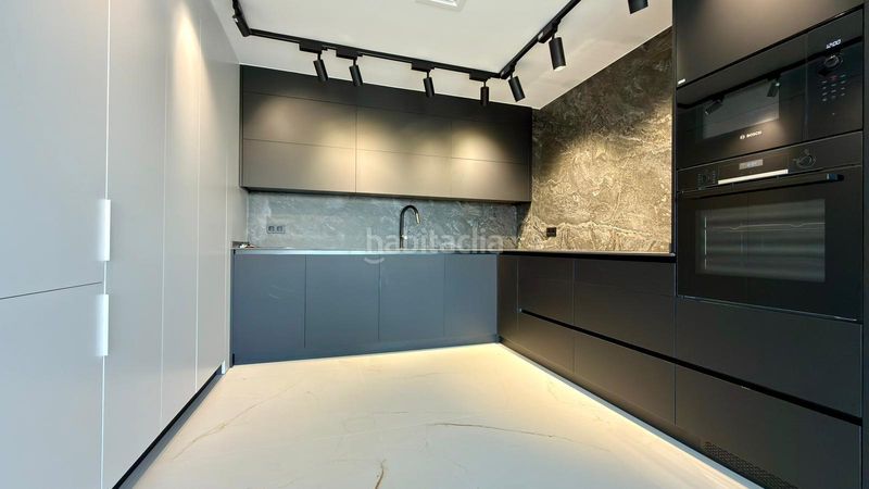 Foto 0f5f6982-a55d-4286-99c0-275b26f55620. Apartament amb calefacció aparcament piscina a balcón de Finestrat-terra marina Finestrat