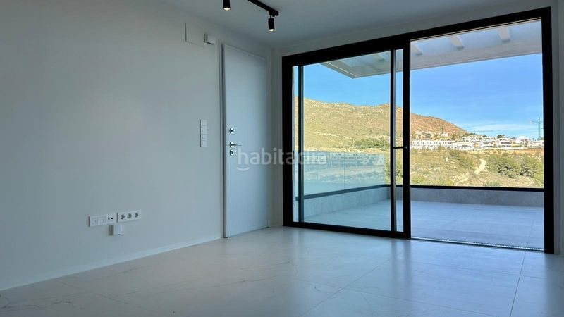 Foto 6ebe7f69-5d8c-468a-9c2c-b6b638e2a782. Apartament amb calefacció aparcament piscina a balcón de Finestrat-terra marina Finestrat