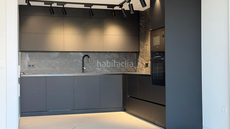 Foto 980477e5-0a22-4db8-b597-e21b5fe6e9a0. Apartament amb calefacció aparcament piscina a balcón de Finestrat-terra marina Finestrat