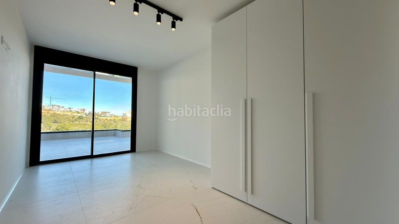 Foto ad6112c6-2dd8-4601-8ecc-3f239b526ff0. Apartament amb calefacció aparcament piscina a balcón de Finestrat-terra marina Finestrat