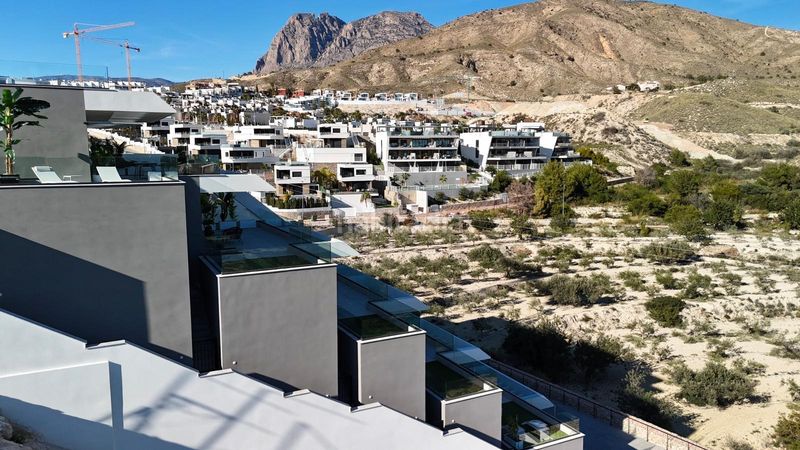 Foto b1d3f0c8-3807-415c-95a1-3529e7277e78. Apartament amb calefacció aparcament piscina a balcón de Finestrat-terra marina Finestrat