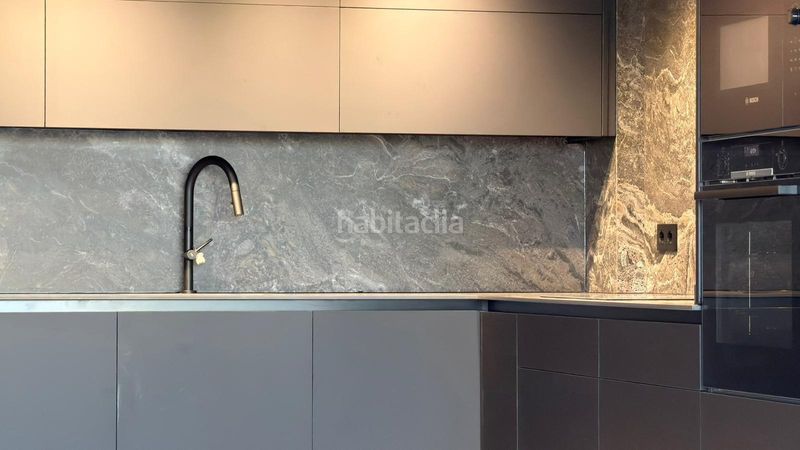 Foto c8501d0d-69a9-4ca1-93e1-5cc4aeea753f. Apartament amb calefacció aparcament piscina a balcón de Finestrat-terra marina Finestrat