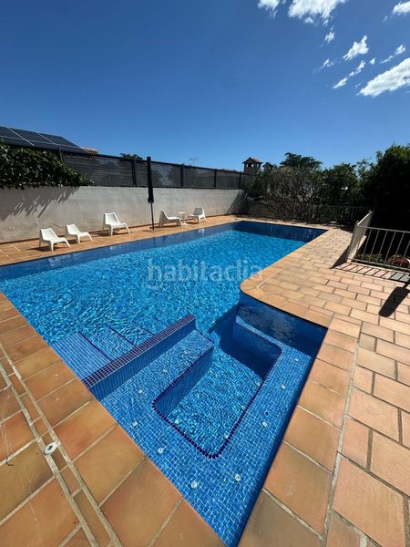 Foto 0f535b08-339b-4dc4-a971-2394cafea191. Xalet amb aparcament piscina a Riba - roja de Túria