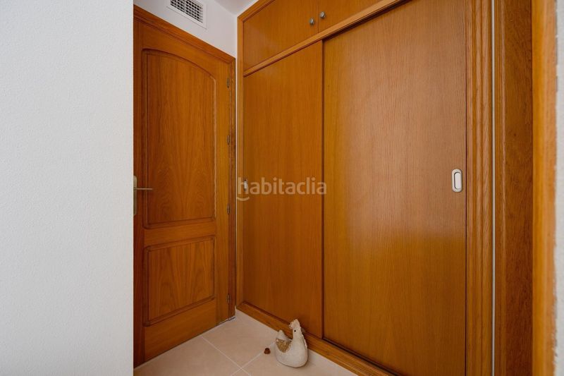 Foto 46f381b1-930d-42cd-8574-93d684a1053f. Àtic amb aparcament piscina a Zona Playa de los Locos Torrevieja