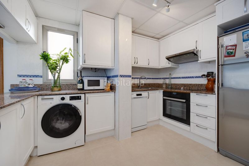 Foto d3f5334c-507e-4d29-854e-220e5b5c6cea. Àtic amb aparcament piscina a Zona Playa de los Locos Torrevieja