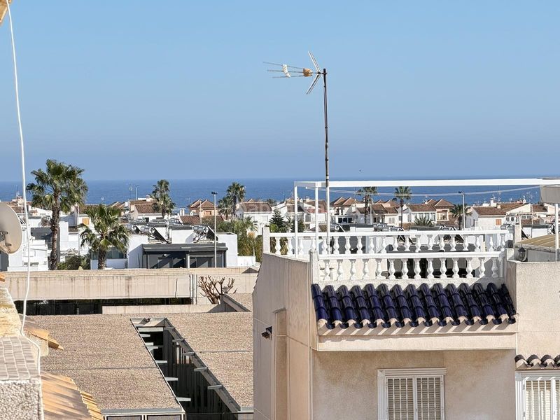 Foto 92c70978-13f5-4a16-af53-af978c77a17a. Casa amb piscina a Aguas Nuevas Torrevieja