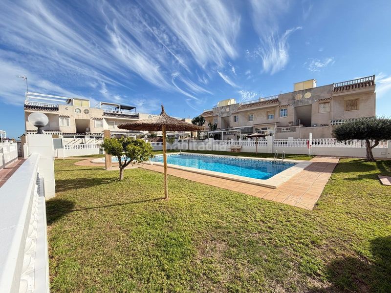 Foto a2161484-6401-4884-a98b-a957627f0aa7. Casa amb piscina a Aguas Nuevas Torrevieja
