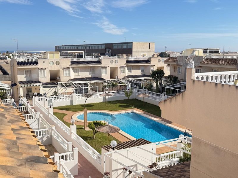 Foto d04e53cb-8325-42b0-b98c-c28b36d9957e. Casa amb piscina a Aguas Nuevas Torrevieja