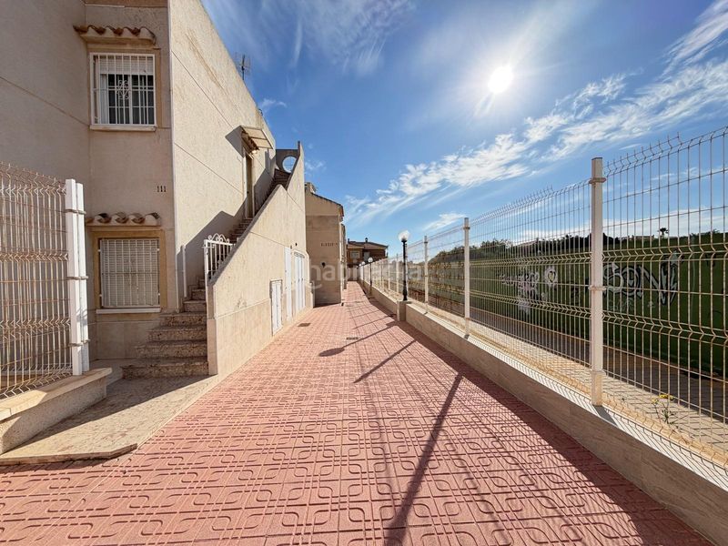 Foto ef2b2066-231c-4943-996d-5805388ea104. Casa amb piscina a Aguas Nuevas Torrevieja