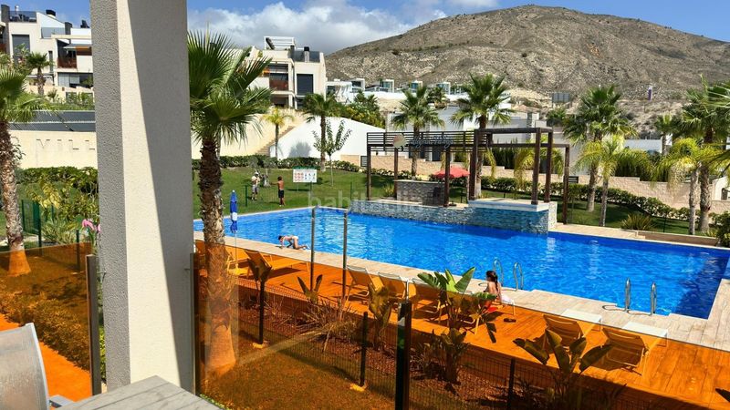 Foto 0aa9b9e7-e358-441b-aa88-593312a74b89. Ático  con solárium y jacuzzi en la urbanización alegria village en Finestrat