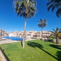 Alquiler Casa adosada  Canarias. Dúplex con terraza privada y piscina a 5 minutos del mar en gran