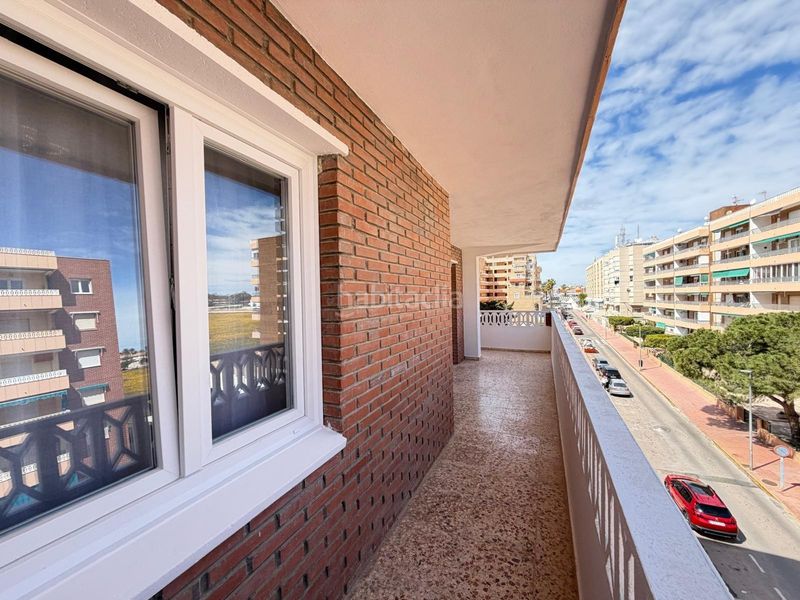Foto 9151a420-15a6-42aa-93e8-c4137a49af28. Apartament amb calefacció a Punta Prima Torrevieja