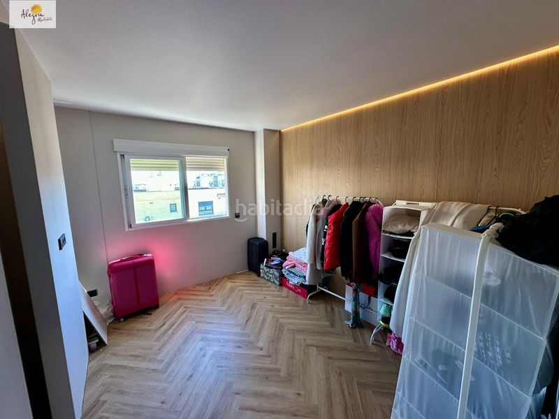 Foto 50733cd0-c663-4d87-bc88-18c97d2c6847. Apartament amb calefacció aparcament piscina a Centro Ciudad Paterna