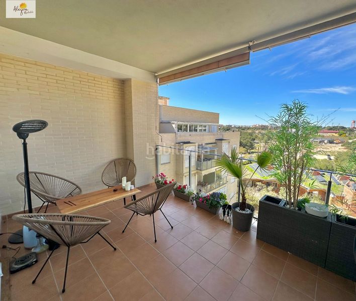 Foto 5729d09f-2508-474b-95d7-9397ba26e763. Apartament amb calefacció aparcament piscina a Centro Ciudad Paterna