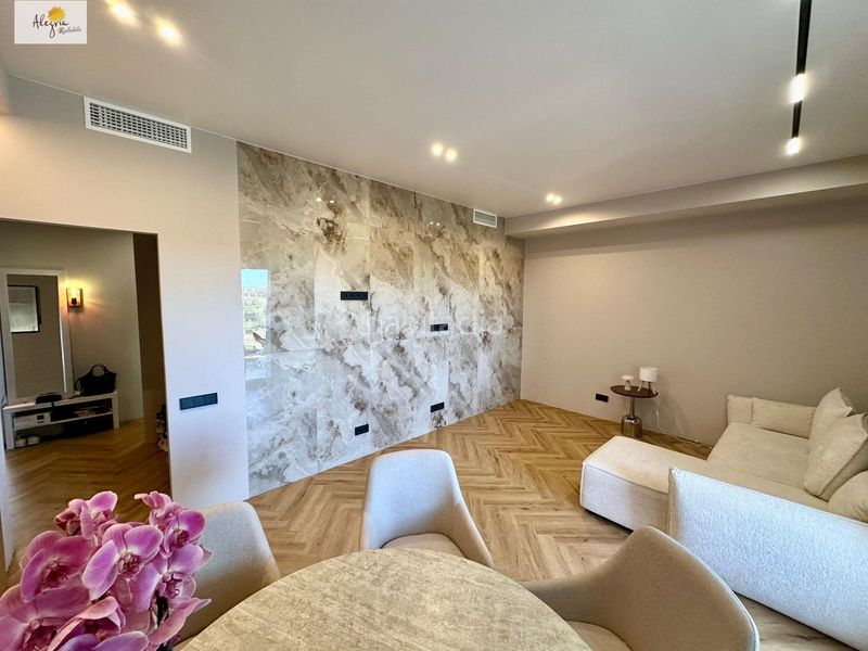 Foto 6d6a6eb1-d3a9-4378-b553-ea91f8f7d4a6. Apartament amb calefacció aparcament piscina a Centro Ciudad Paterna
