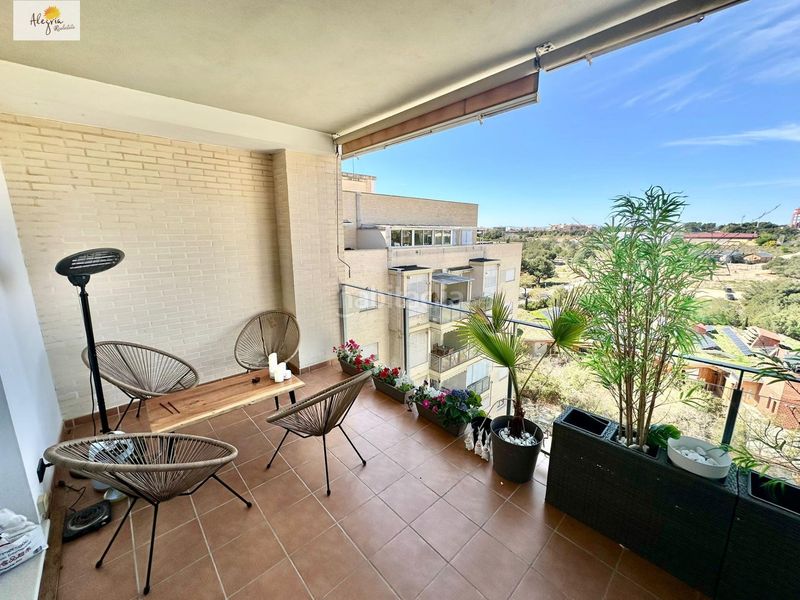 Foto b3305ac2-cd38-4a76-bd23-074ea719b87a. Apartament amb calefacció aparcament piscina a Centro Ciudad Paterna