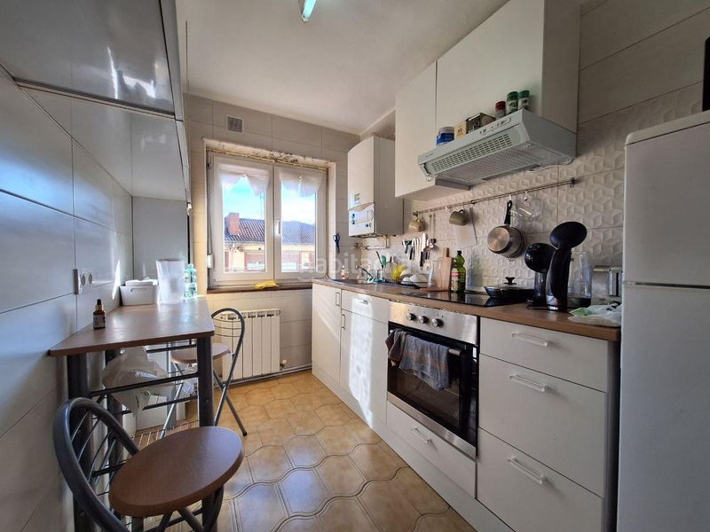 Foto 767e2e43-a3fa-4335-98c7-ab72533274ed. Apartament a La Felguera Langreo