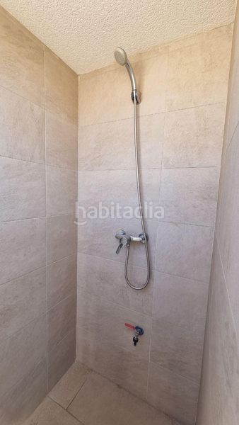 Foto d83b603d-c4ce-4790-943c-c6709f58b5ff. Àtic amb calefacció aparcament piscina a Las Piscinas Naturales Torrevieja