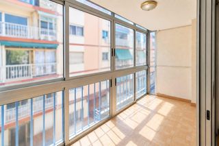 Pis  Calle escorpion. Gran oportunidad de reforma con terraza en alicante