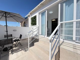 Casa adossada a Calle RODRIGO