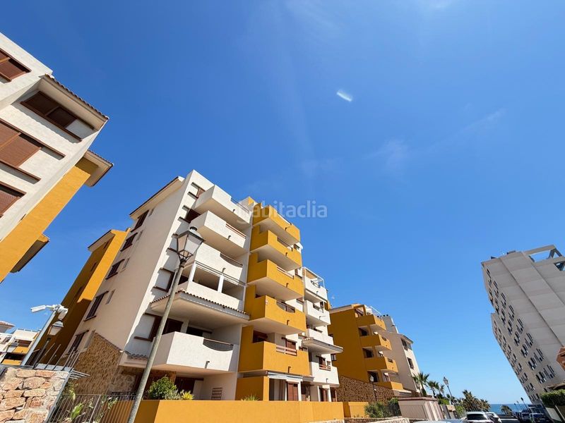 Foto 14bd9a6e-6c5a-4214-9cc5-28145f7fe69a. Apartament amb calefacció aparcament piscina a Punta Prima Torrevieja