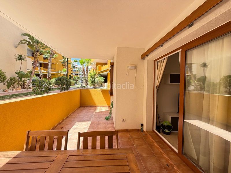 Foto 1b9b5939-c9c6-4b00-80a7-e765a2509e8b. Apartament amb calefacció aparcament piscina a Punta Prima Torrevieja