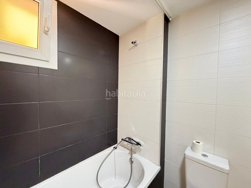 Foto 54e4e40b-c476-41af-b8d5-089d0851bf31. Apartament amb calefacció aparcament piscina a Punta Prima Torrevieja