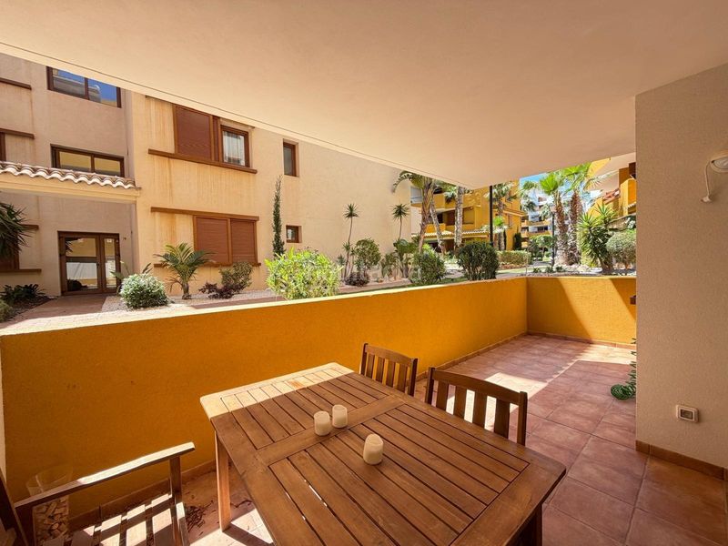 Foto 8681f172-220c-4595-85fc-d44a42aacc63. Apartament amb calefacció aparcament piscina a Punta Prima Torrevieja