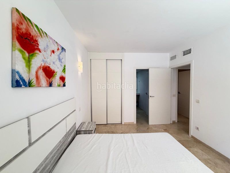 Foto ae2db610-1c8b-4d5f-956a-7cebde7d2d6b. Apartament amb calefacció aparcament piscina a Punta Prima Torrevieja