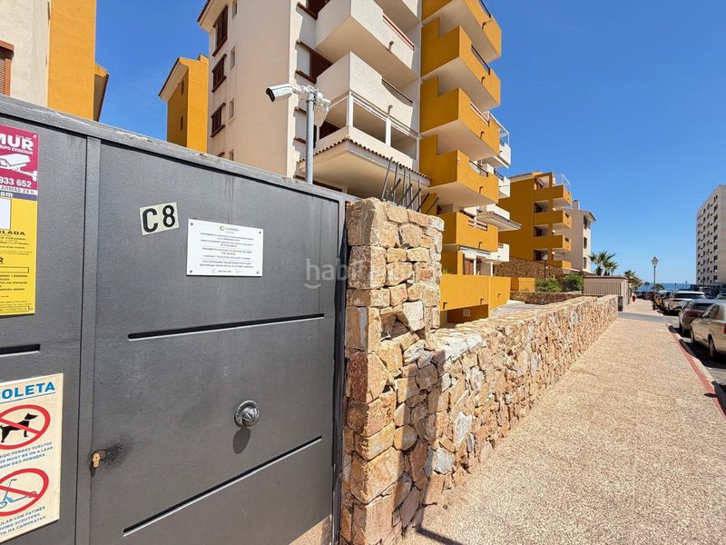 Foto f8f2d8b3-e1aa-4e97-a29e-c4353885ee74. Apartament amb calefacció aparcament piscina a Punta Prima Torrevieja