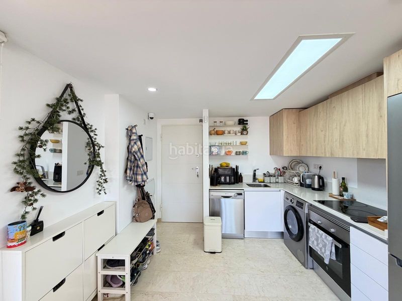 Foto 0e8cd240-08da-4bf8-aa66-aa34e4211357. Àtic amb aparcament piscina a Punta Prima Torrevieja