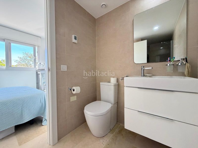 Foto 14b422a5-0f4b-4aa3-b54b-a550e943647e. Àtic amb aparcament piscina a Punta Prima Torrevieja