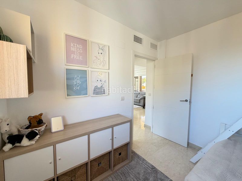 Foto 27f727c8-70dd-468e-ae71-d217ac9c2c8b. Àtic amb aparcament piscina a Punta Prima Torrevieja