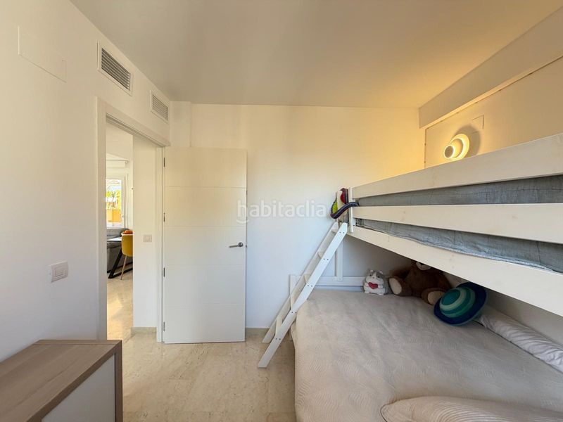 Foto 3b368f2e-a38e-4c06-a514-f968ce98d7a0. Àtic amb aparcament piscina a Punta Prima Torrevieja