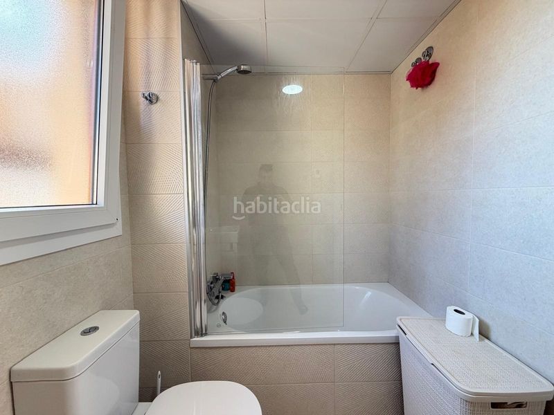 Foto 3d794879-beba-4887-8ce8-725fd4b826df. Àtic amb aparcament piscina a Punta Prima Torrevieja