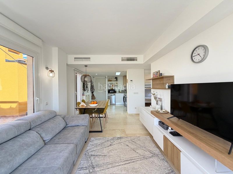 Foto 91ab20e2-6a61-46ca-9fea-375671a5d40b. Àtic amb aparcament piscina a Punta Prima Torrevieja