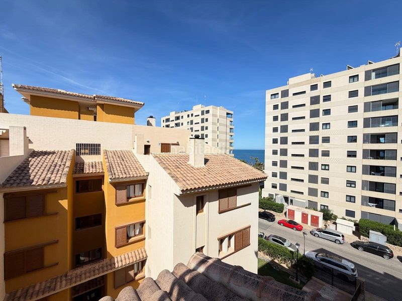 Foto 98258f8a-7117-4620-8fd8-dcf5d5db6c76. Àtic amb aparcament piscina a Punta Prima Torrevieja