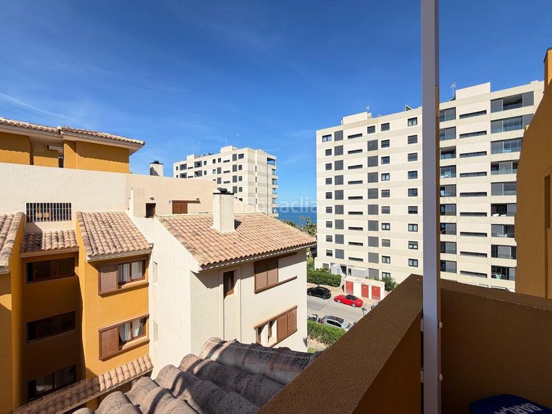 Foto bb560256-9a97-456d-a19f-1e414a1277f7. Àtic amb aparcament piscina a Punta Prima Torrevieja