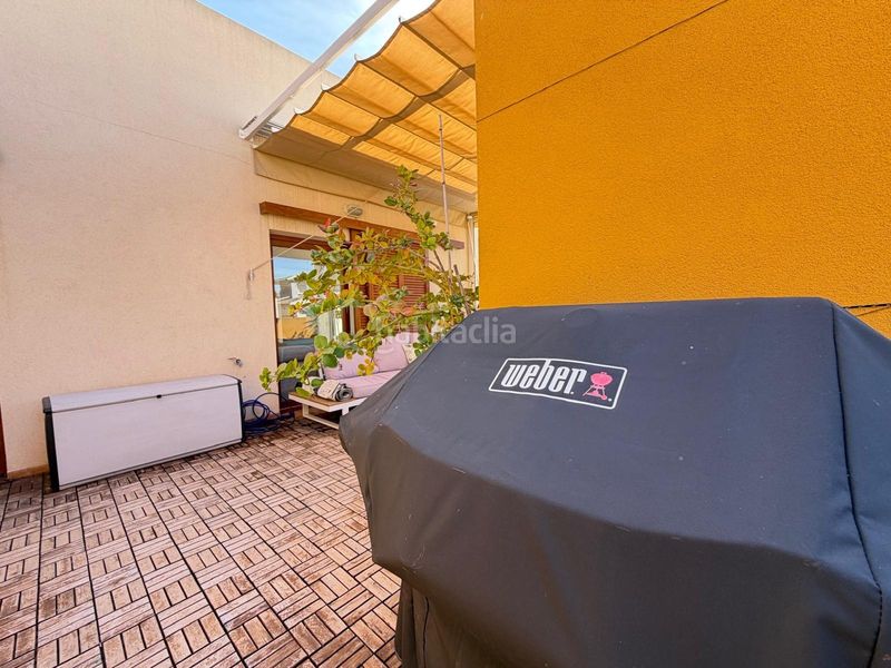 Foto f2609eaa-9bdf-4293-8587-729bc303883e. Àtic amb aparcament piscina a Punta Prima Torrevieja