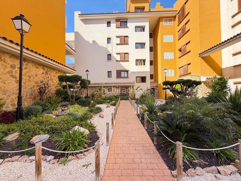 Foto fa012281-c47e-47ce-a947-4c272fd5a409. Àtic amb aparcament piscina a Punta Prima Torrevieja