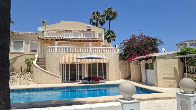 Foto 361c74ef-8d92-4776-a0c1-76664f347605. Casa amb calefacció aparcament piscina a Cala Advocat-Baladrar Benissa