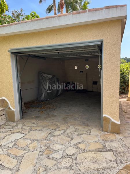 Foto a75a97f8-d6da-4d5d-9d58-8f90a8cafe37. Casa amb calefacció aparcament piscina a Cala Advocat-Baladrar Benissa